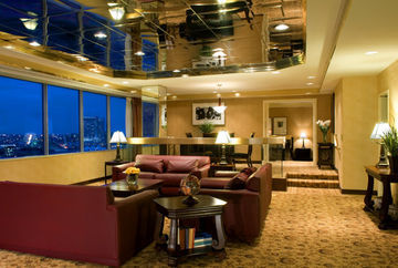 Sheraton Inner Harbor Hotel 4*