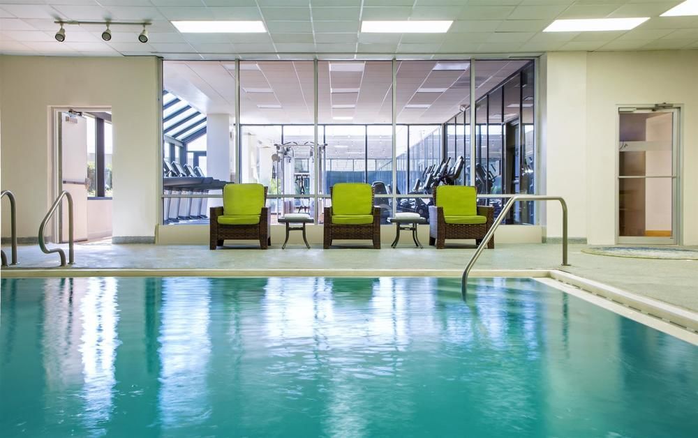 Sheraton Inner Harbor Hotel 4*